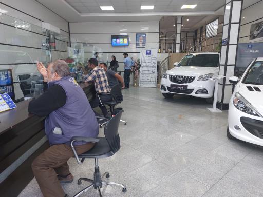 عکس نمایندگی ایران خودرو | 3026 حسین پور